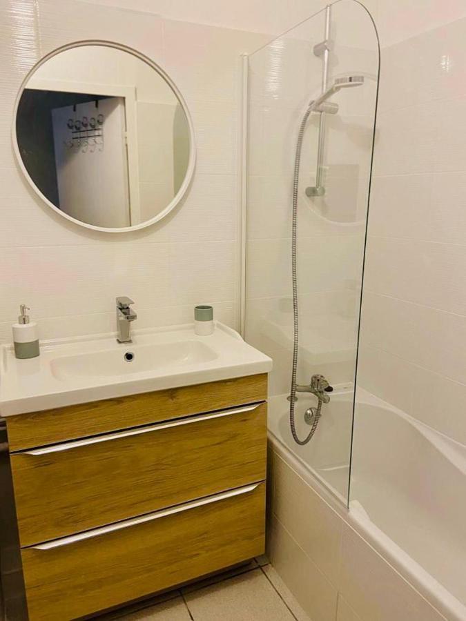 Le Juana II Apartment Антиб Екстериор снимка